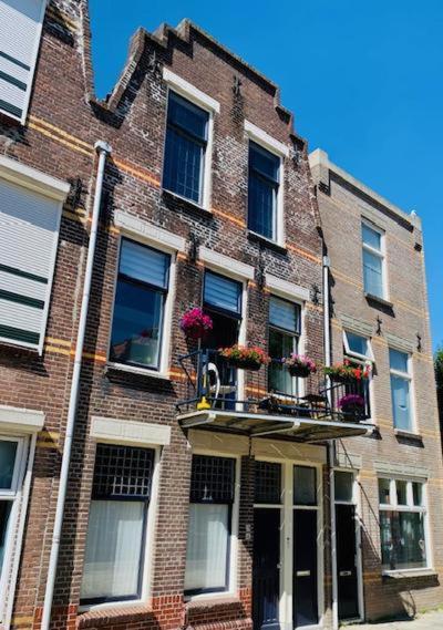 Het Kasteeltje Bed & Breakfast Vlissingen Ngoại thất bức ảnh